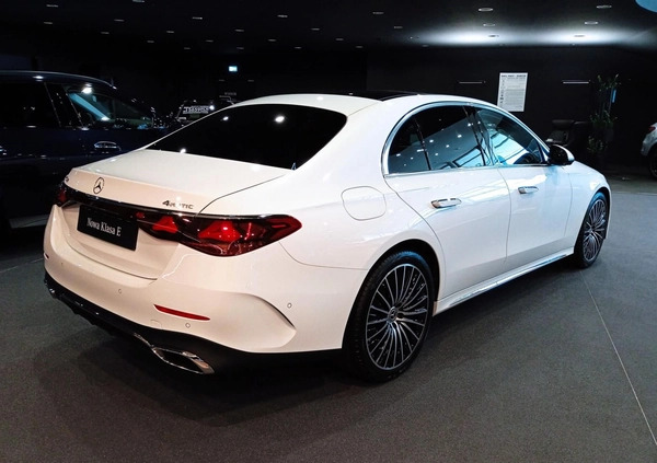Mercedes-Benz Klasa E cena 409900 przebieg: 5, rok produkcji 2023 z Sępólno Krajeńskie małe 22